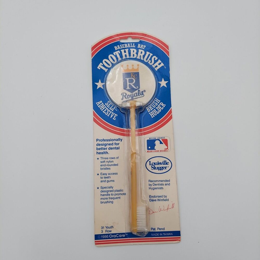 VTG Kansas City Royals Toothbrush Baseball Bat 1986 Dave Winfield Made in Taiwan